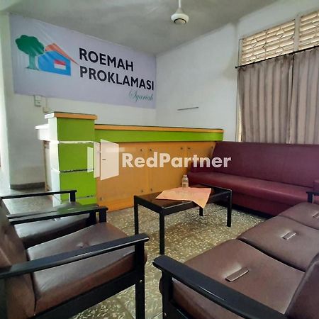 Roemah Proklamasi Syariah Mitra Reddoorz Padang  Exterior photo
