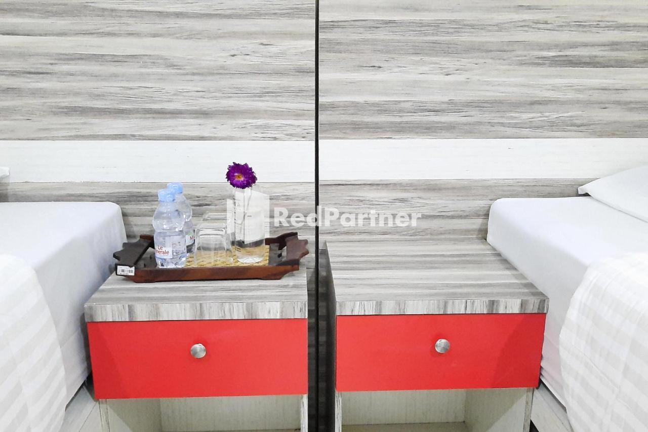 Roemah Proklamasi Syariah Mitra Reddoorz Padang  Exterior photo
